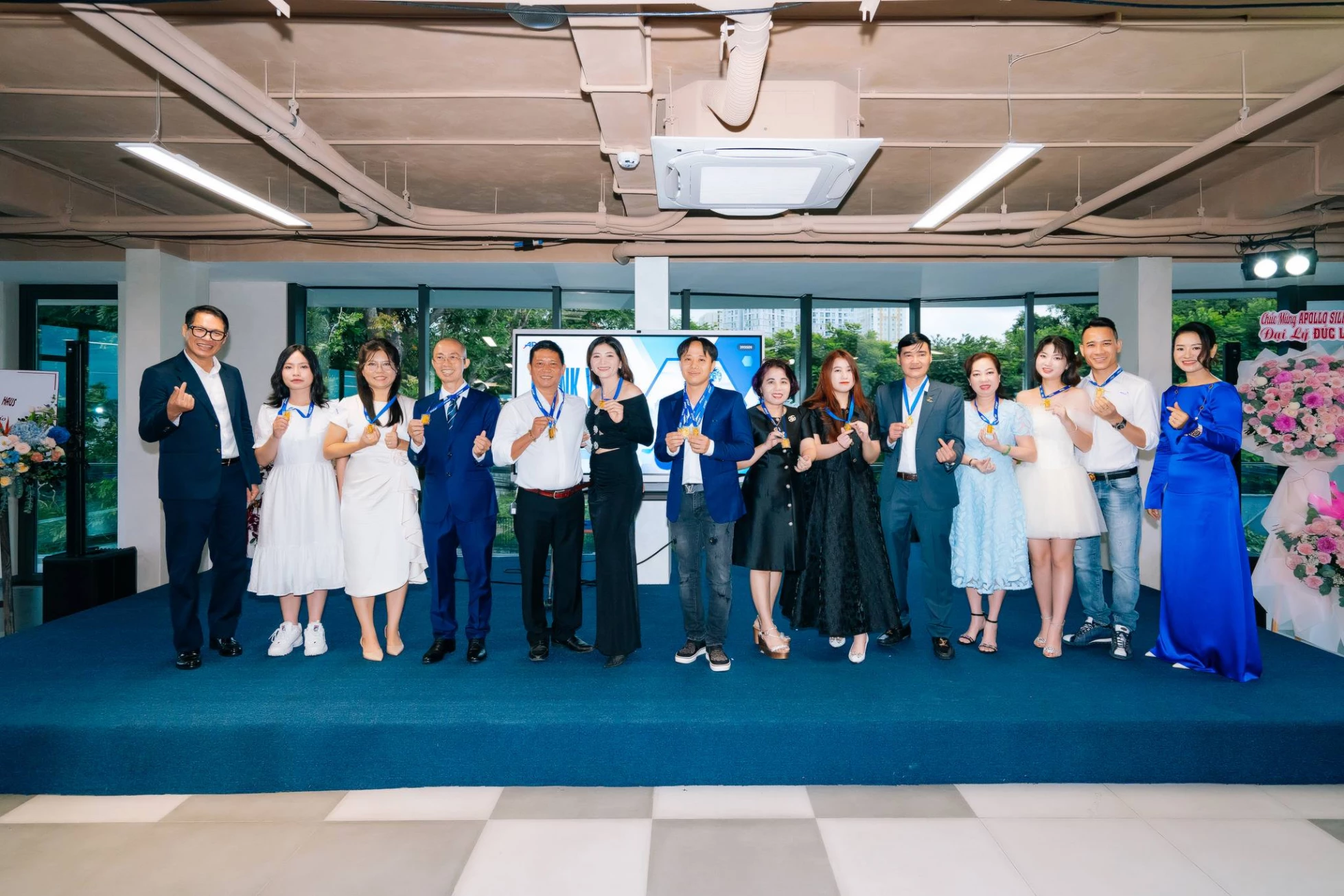 https://static.quochuyanhcorp.vn/17626/2024/Quốc/Apollo Haus/Album ảnh/Khánh thành/khanh-thanh-apollo-haus (82).jpg